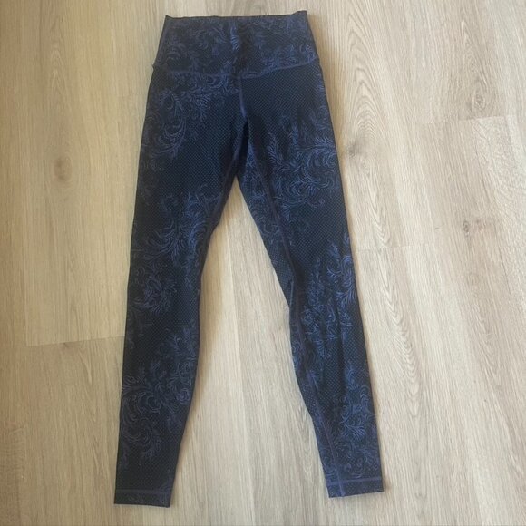 Lululemon Wunder Under Hi-Rise Tight (Nulux 28") Size 6 black purple foliage - Picture 2 of 12